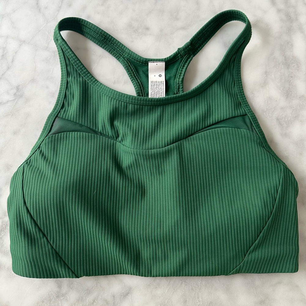 Lululemon sports bra - size 6